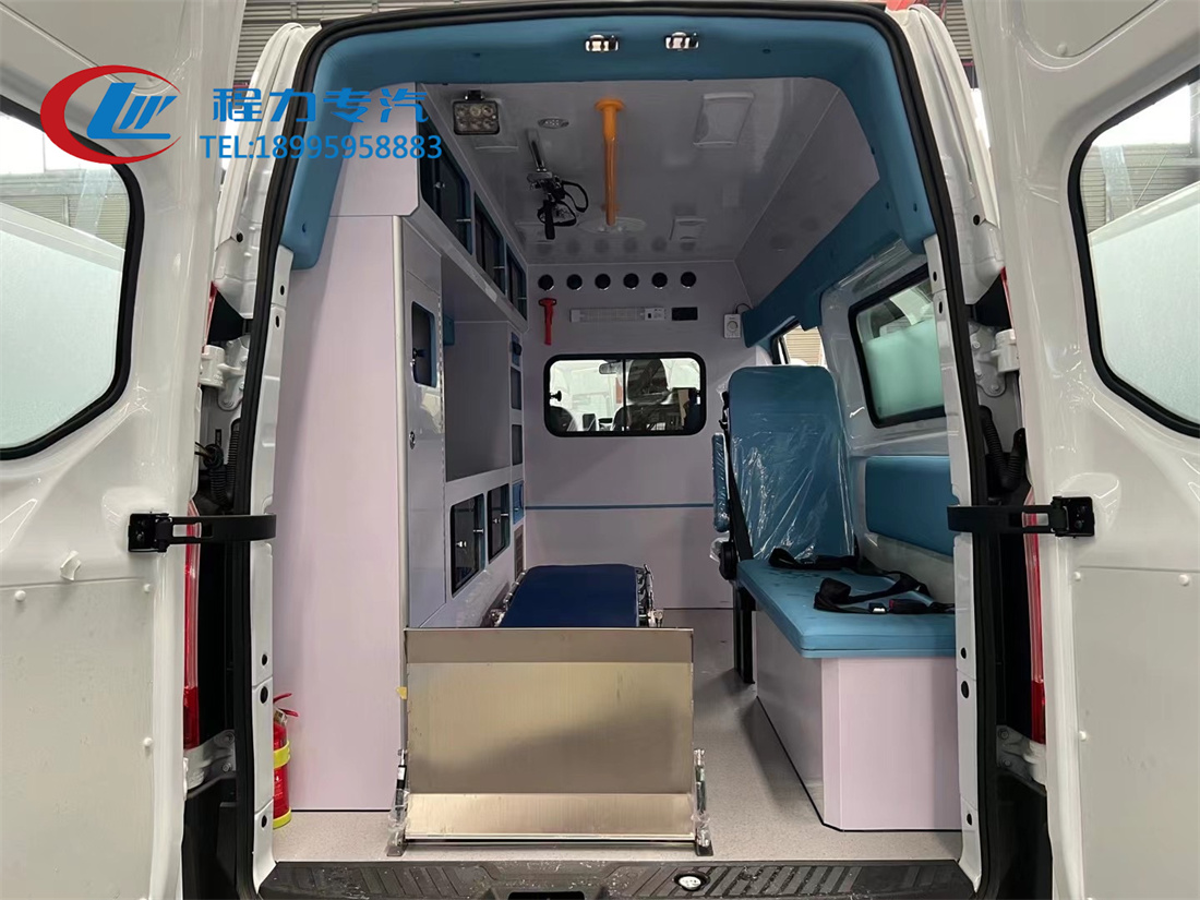 福特新全順監護型救護車（柴油）